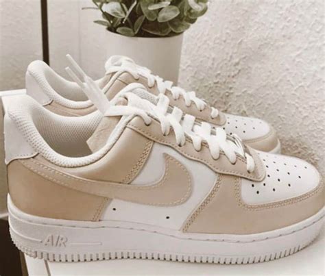 nike air force zwart beige|nike air force zwart heren.